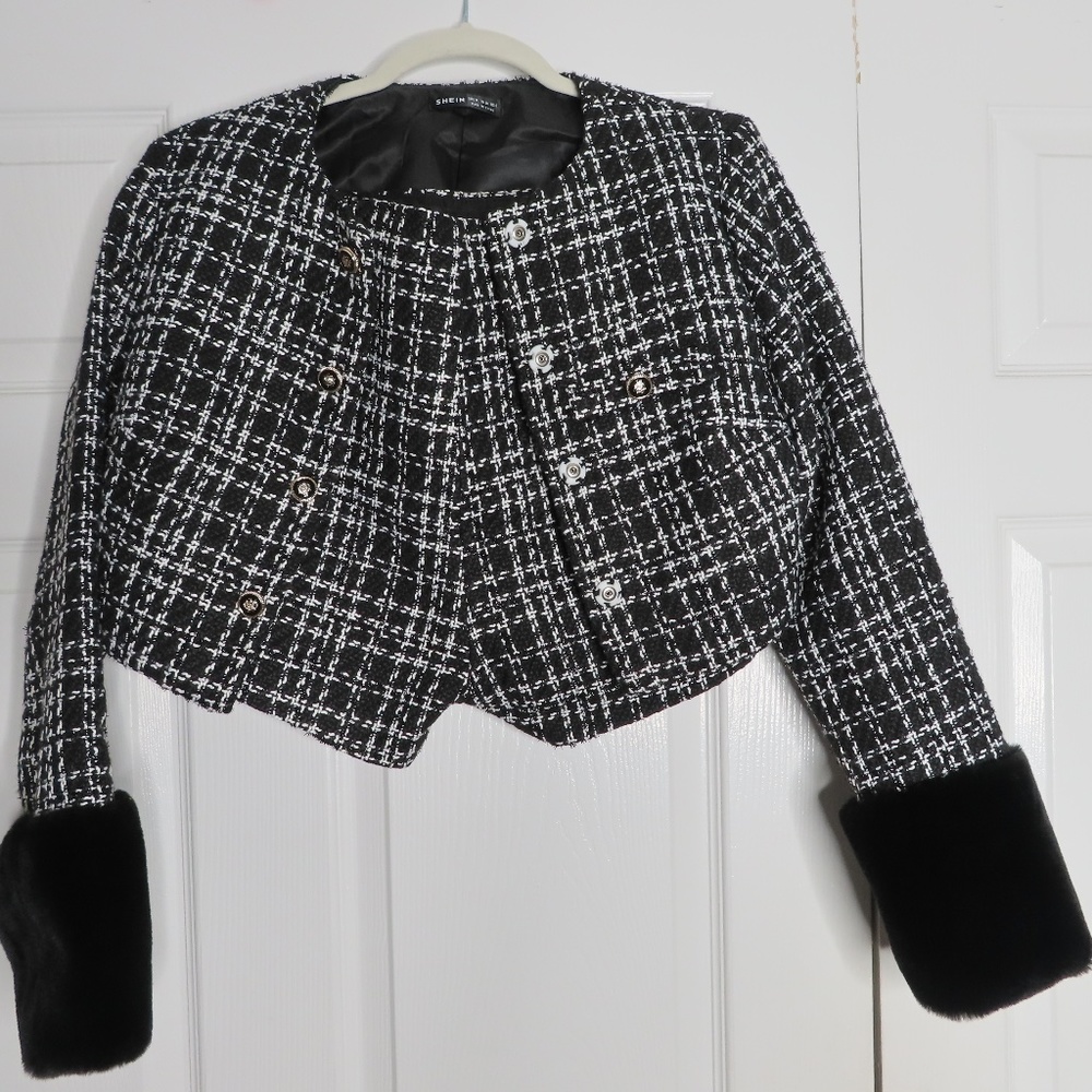 SHEIN Frenchy Ladies' Two Piece Set With Plaid Print And Button Decor